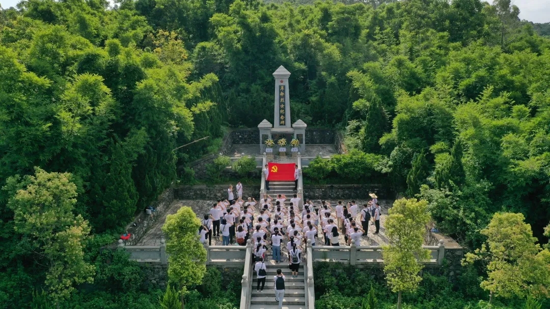 4.webp.jpg 4.webp.jpg